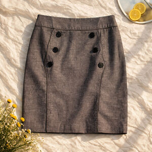 Idra Size 4 Grey Skirt with Black details and buttons.